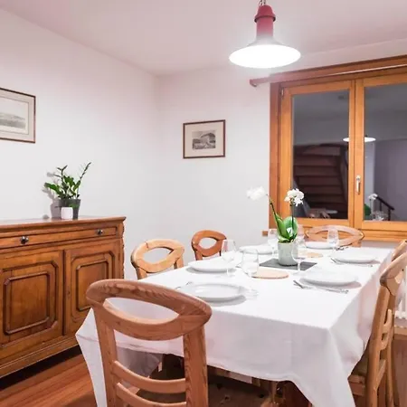 Perfect Location - Four Bedroom * Bagnes
