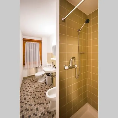Perfect Location - Four Bedroom Bagnes